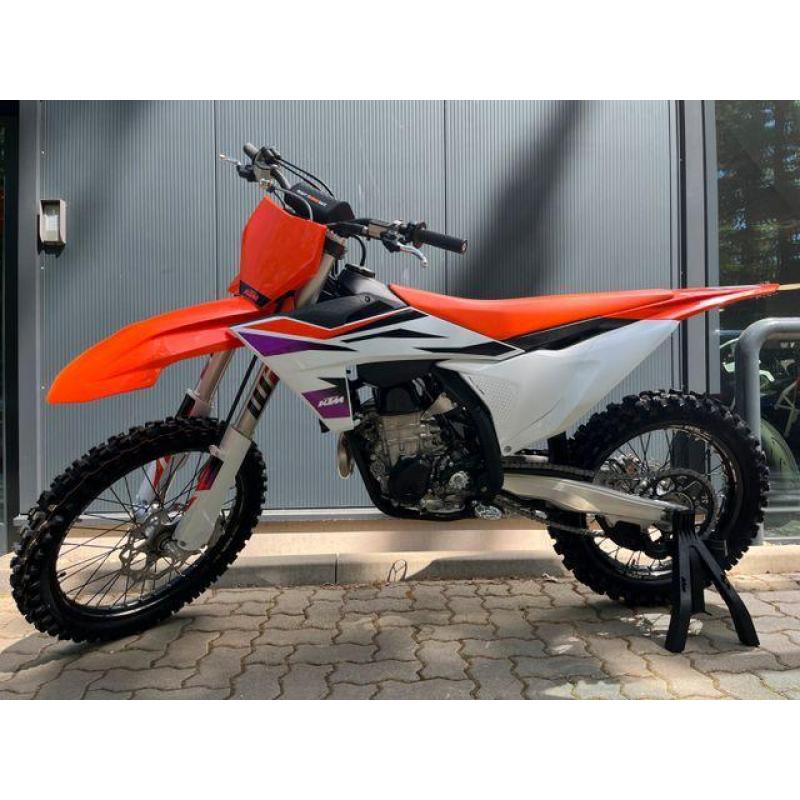 2023 KTM SX 450 F Dirtbike