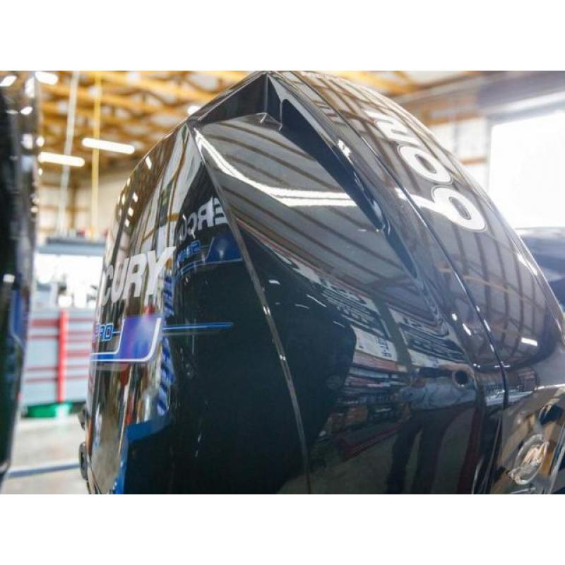 New Boat And Outboard Engines